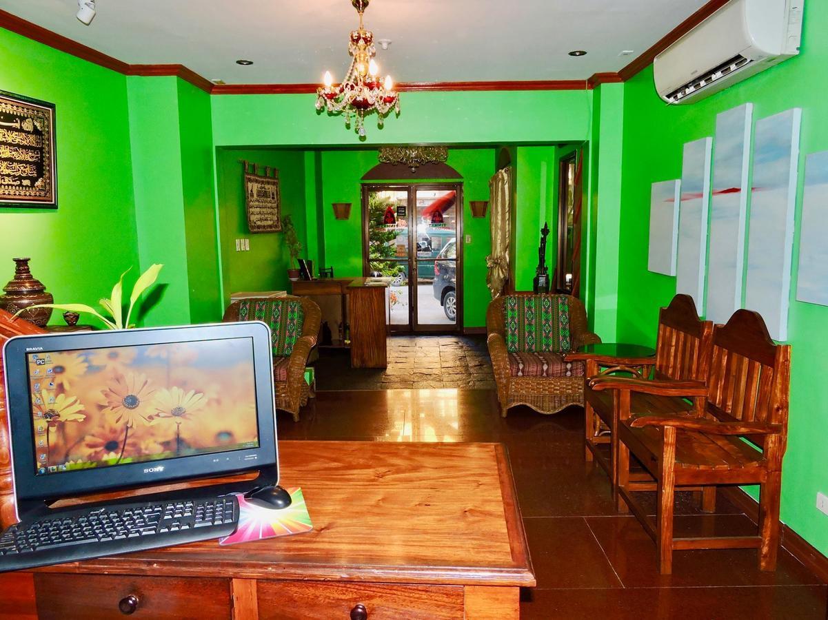 Tinhat Halal حلال Certified Boutique Hotel And Restaurant Davao City Eksteriør bilde