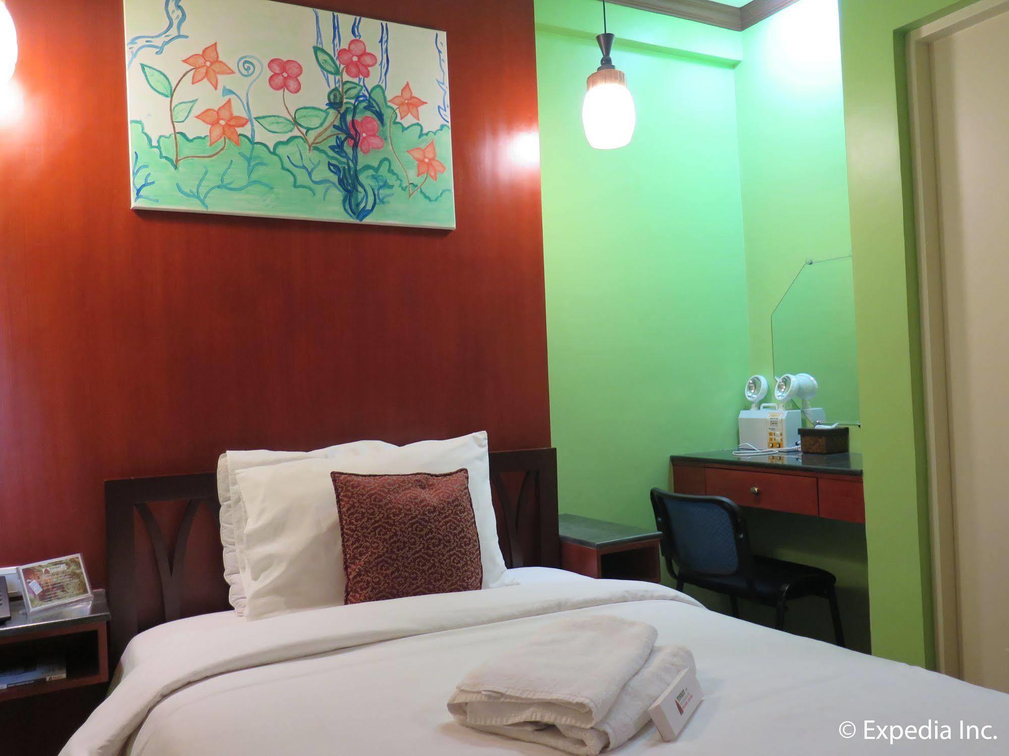 Tinhat Halal حلال Certified Boutique Hotel And Restaurant Davao City Eksteriør bilde